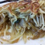 梅蘭 - 梅蘭焼きそば断面。