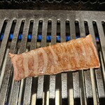 Beef Laboratory - タン焼き中