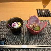 京橋 寿司 ひさ田 - 山芋ともずくの素麺仕立て・二色の茄子の揚げ浸し