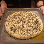 Restaurant Honjin - フォカッチャ(焼き上げ前)