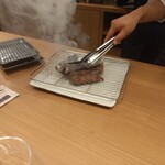 Restaurant Honjin - 炭火焼き