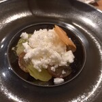 Restaurant Honjin - 常滑牛乳・竹内養蜂百花蜂蜜　巨峰・シャインマスカット