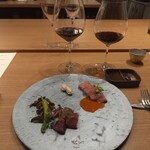 Restaurant Honjin - うし和放牧飛騨牛サーロイン・放し飼い名古屋コーチン卵/宮崎牛ヒレ・美浜備長炭　豊浜塩