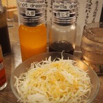 とんかつ 今奈良 - キャベツ