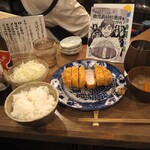 とんかつ 今奈良 - ロースカツ定食