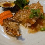 キッチン ブルー グローブ - まずはカット