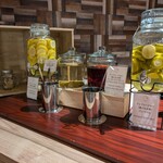 MERCURE HOTELS&RESORTS - ジンのライム漬け等      ジンのライム漬けを炭酸で割ったら美味しいよ(^^)