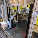 一由そば - 店頭出入口