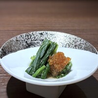 川端志史 - ◆青菜のお浸し、トビッコ添え・・ビジュアルがキレイで、和食店の品のよう。 優しいお味で美味しい。^^