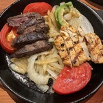 エルトリート - チキン＆ビーフファヒータ(ハーフ)