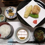 日光　千姫物語 - 薩摩芋のあられ揚げと帆立のおかき揚げ…じゃこ山椒ご飯…香の物…赤だし♪