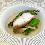 Restaurant KAITO - キノコのマリネ、ツルムラサキ、オクラの花びら、新生姜、ピクルス、蓮根、法蓮草のあしらい