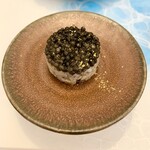 Restaurant KAITO - キャビアと細かく刻んだ鮑のサワークリーム仕立て