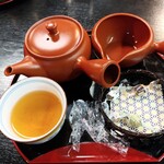 野田屋茶店 - 加賀棒茶(2杯目)