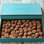 ラ･メゾン･デュ･ショコラ 丸の内店 - トリュフ•プレーン