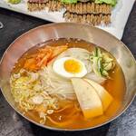 焼肉ホルモン 塩竈 - 
