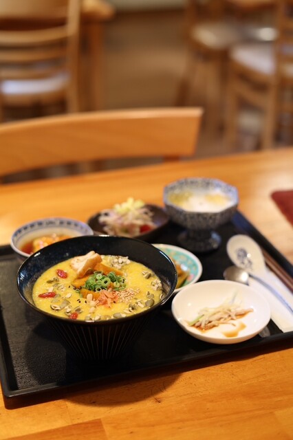 ピロチュン（碧螺春） - 八戸（喫茶店）の写真