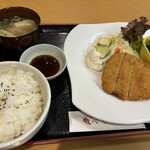 喫茶 ベリー - トンカツ定食