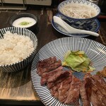 炭焼牛たん東山 仙台本店 - 