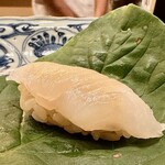 鎌倉 北じま - 2024.9.  薄葉剥の柿の葉鮨