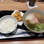 五島うどん だしぼんず かもめ市場店 - 