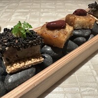 ベージュ アラン・デュカス 東京 - 