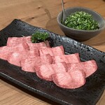 炭火焼肉　 牛正 - 