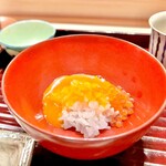多仁本 - 〆の五杯目、イクラ卵がけで