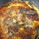 お好み焼 千都盛 - 料理写真:豚玉の上にふわとろの玉子をのせました