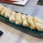 Raduno - ◉ 特製フォカッチャ
      　☘️ 自家製のフォカッチャは、
      　　　ふわふわしっとり！
      