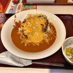 すき家 - チーズ やわらかチキンカレー+アボカド