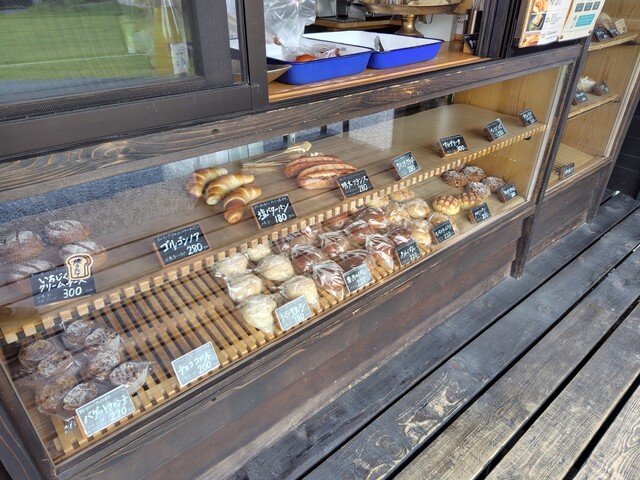 TARO BAKERY（タロー ベーカリー） - 陸前赤井（パン）の写真