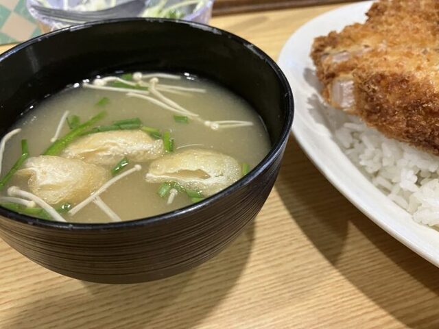 くいしん坊 - 上島/食堂 | 食べログ