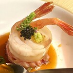 和牛焼肉 やくにく 路地裏 - 海鮮ユッケ　コンソメジュレ