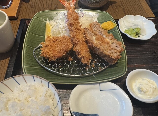 Wako Nichido Biru Nishi Shinjuku Ten photo 2