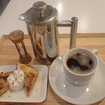 トーコーキッチン - フレンチトースト + ホットコーヒー