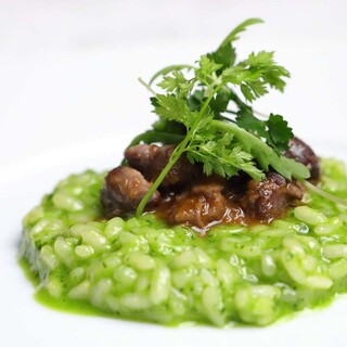 地元の食材を活かしたイタリア料理や埼玉のお酒を多彩にご用意