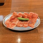 焼肉 肉萬 - 