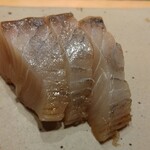 すしやのたい悟 - 鰆の漬け（明石）