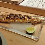 すしやのたい悟 - 隣の人が食べていた秋刀魚の塩焼き