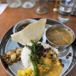 BLOCK HOUSE 水曜カレー - 