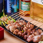 Yatai Nawo Tokiwo - 包含人气极粗五花肉的烤鸡串拼盘5串 ￥910。