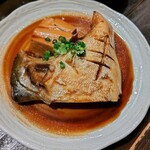 笑海 - ブリカマ煮付け880円