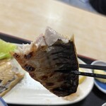 吉原食堂 - 皮も美味しい