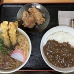 かしわうどん玉蔵 - なかなかのボリュームです！