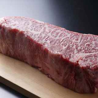 黒毛和牛ステーキも驚き価格