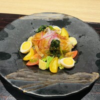 個室和食 肉割烹 吟次郎 品川駅前店 - 彩り旬野菜サラダ
