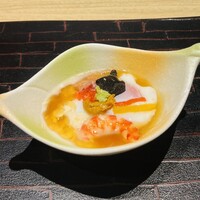 個室和食 肉割烹 吟次郎 品川駅前店 - 龍のたまごの三色温玉