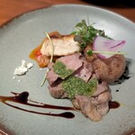 梅田 ブルーバード - 同店でポークは初めて食べましたが、柔らかくしっとりで美味しかったです　　真鯛のポアレも美味しかった