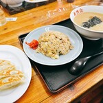 ラーメン田舎家 - 